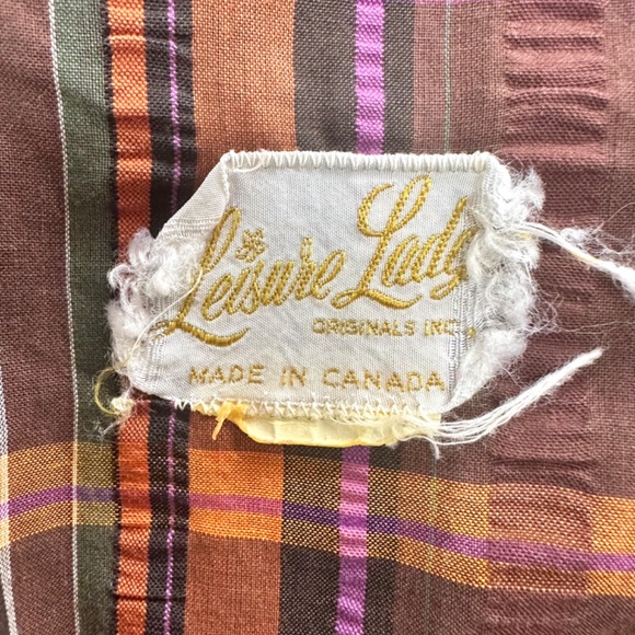 Vintage Prairie Plaid House Dress by Leisure Lady - Picture 9 of 9